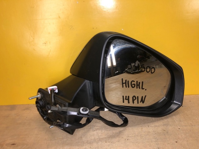 Праве бокове дзеркало 879100E511 TOYOTA