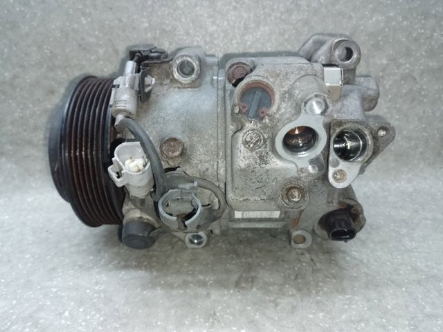 Компресор холодоагенту 8832008070 TOYOTA