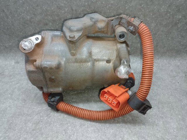 Насос кондиціонера 8837047010 TOYOTA