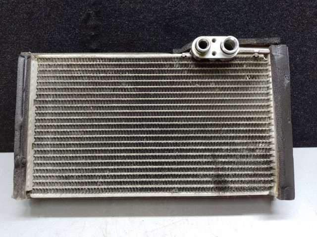 Випарник кондиціонера, задній 885010C080 TOYOTA