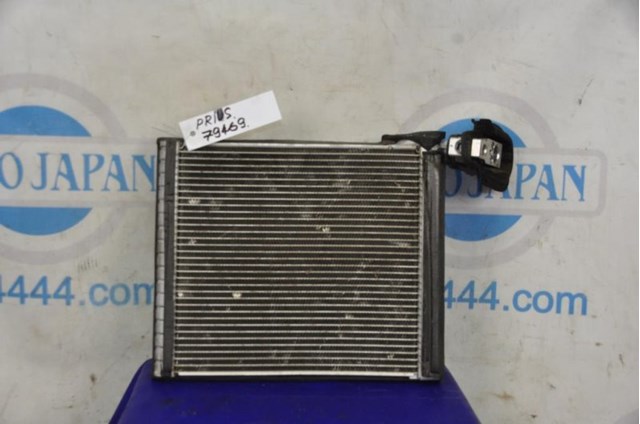 Випаровувач кондиціонера Toyota Prius