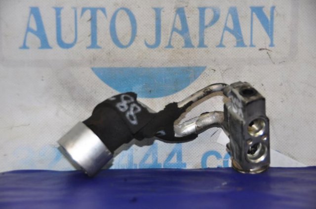 Клапан TRV, кондиціонера 8851528180 TOYOTA