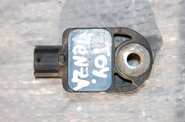 Датчик Ейрбег передній 891730T020 TOYOTA