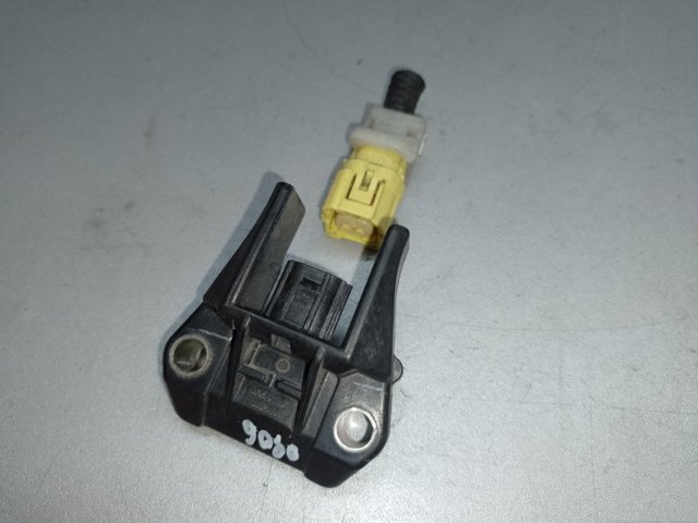 Датчик подушки безпеки 8917335080 TOYOTA