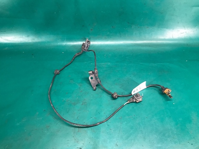 Сенсор АБС 8954378010 TOYOTA