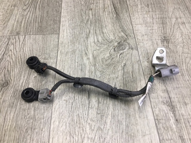 Датчик детонації 8961506010 TOYOTA