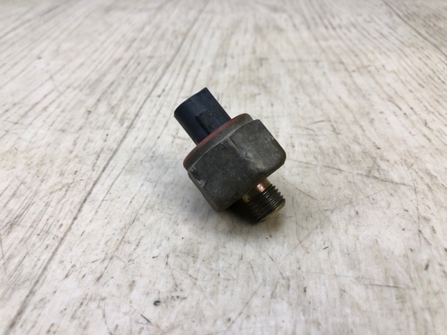 Датчик самозаймання 8961552030 TOYOTA