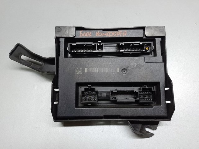 Блок управління комфорту 8K0907064KP VAG