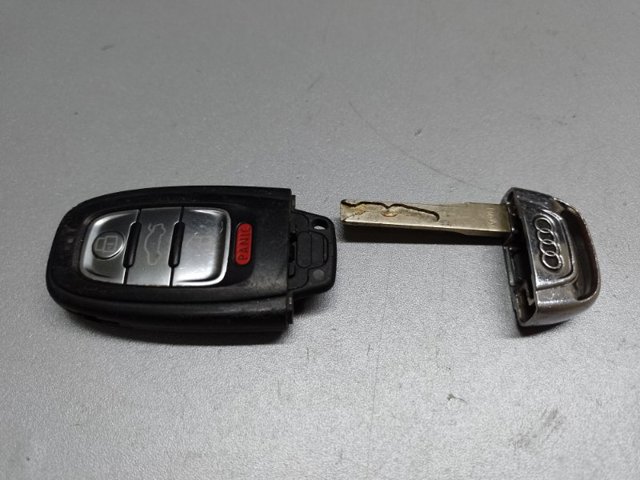 Ключ замка запалювання 8K0959754BTKE VAG