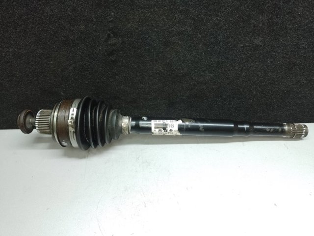 Вісь передня 8R0407271G VAG