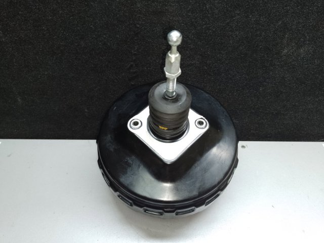 Вакуумний підсилювач гальм 8R0612107D VAG