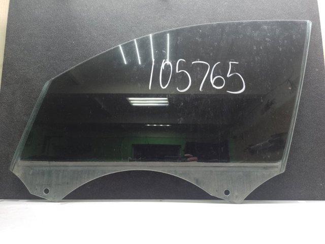 Скло та ущільнювачі скла вітрового правого/лівого 8R0845201D VAG