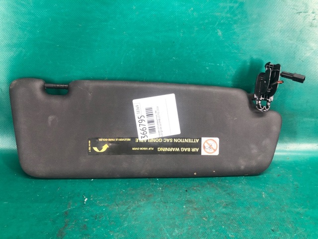 Козирок сонцезахисний автомобіля 8U0857551H7C0 VAG
