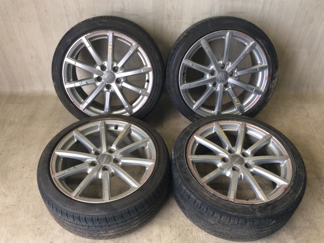 Диски литі (легкосплавні, титанові) 8V0601025AQ VAG