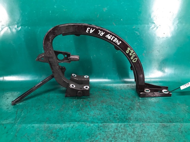 Петля кришки багажника 8V5827301C VAG