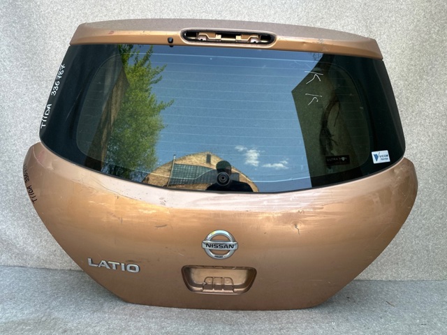 Задня ляда 90100EL030 NISSAN