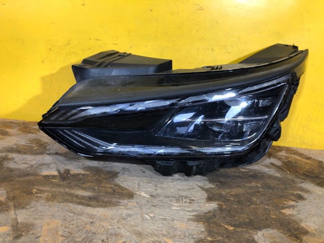 Фара дальнього світла в зборі 92101CV110 HYUNDAI