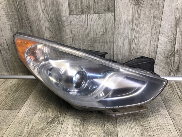 Права блок фара 921024R050 HYUNDAI