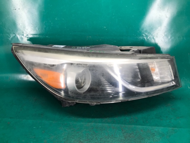 Фара правая 92102A9110 HYUNDAI