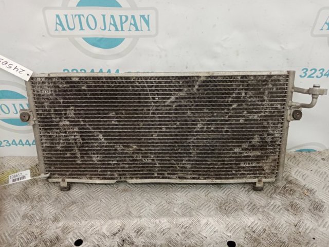 Конденсатор кондиціонера 921102F000 NISSAN