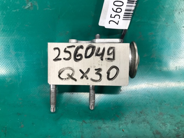 Клапан розширювальний 922005DA0A NISSAN