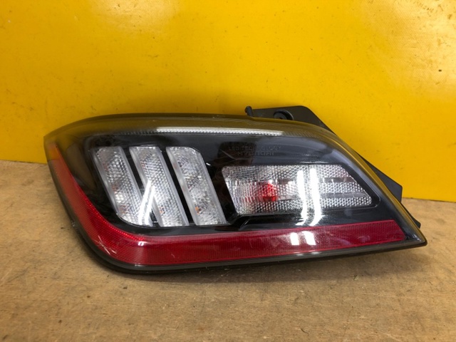 Фара заднього бампера, лівий 92405J9610 HYUNDAI