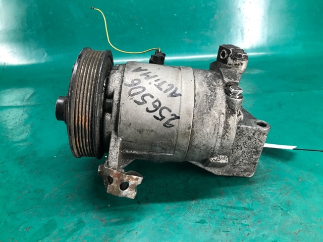 Компресор кліматичної установки 926008J120 NISSAN