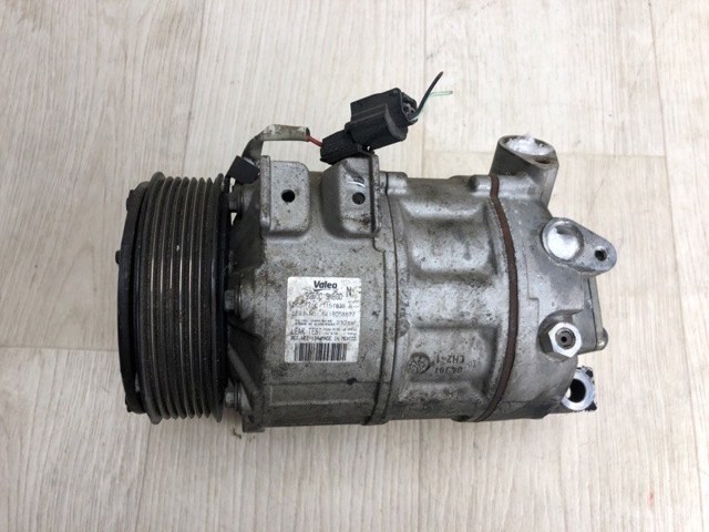Насос кондиціонера 926009NB0C NISSAN