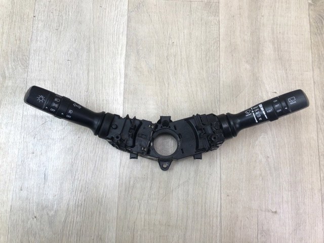 Перемикач підрульовий, правий 934202K050 HYUNDAI