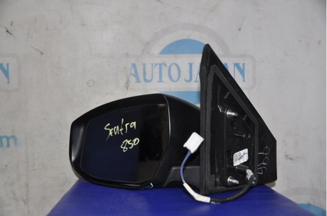 Дзеркало ліве 963023SG0B NISSAN