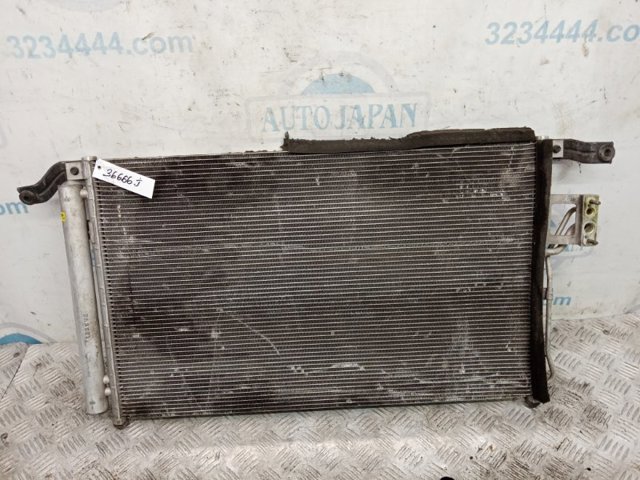 Конденсатор системи охолодження системи 976062B100 HYUNDAI