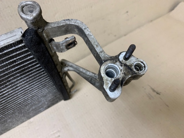 Конденсатор кондиціонера 976063L180 HYUNDAI