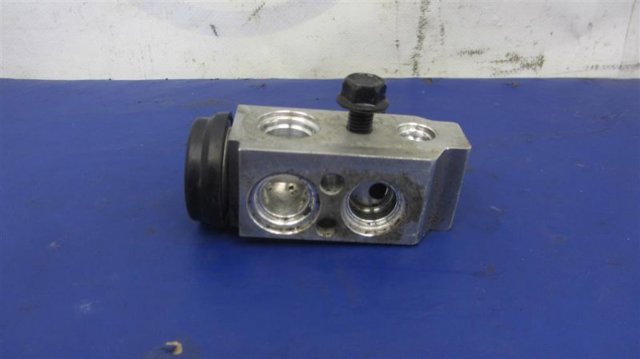 Клапан TRV, кондиціонера 97626C8200 HYUNDAI