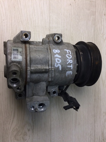Компресор кліматичної установки 977011M130 HYUNDAI