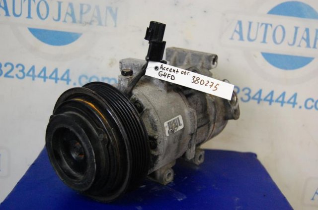 Компресор кондиціонера 977011R000 HYUNDAI
