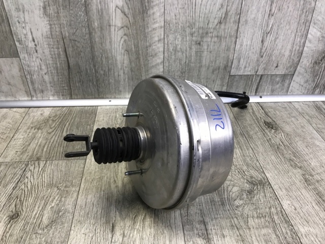 Вакуумника A1664301030 MERCEDES