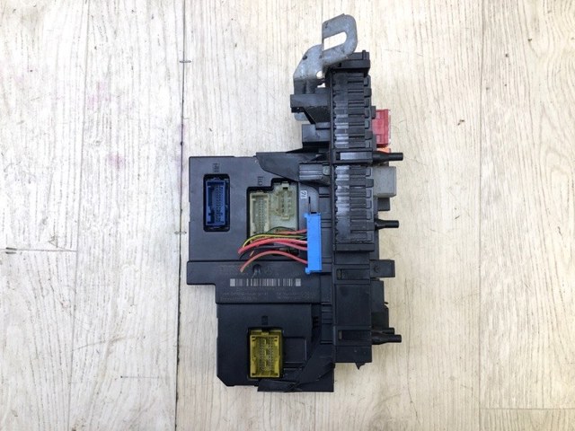 Блок керування сигналами SAM A2045453901 MERCEDES