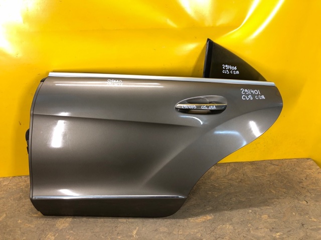 Двері задні A2187301105 MERCEDES