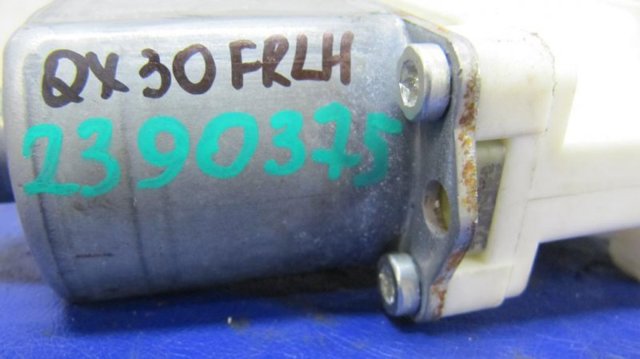 Привід ліфта передній A2469065100 NISSAN