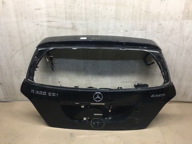 Двері багажника A2517400505 MERCEDES