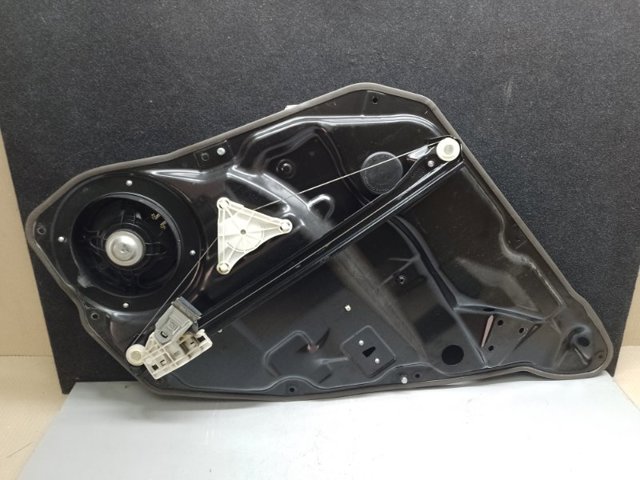 Мотор склопідйомника дверей задніх, лівих A2518200108 MERCEDES