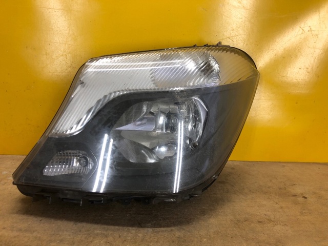 Фара дальнього світла в зборі A9068205600 MERCEDES
