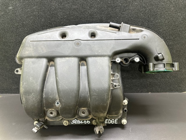 Колектор впуск верхній AT4Z9424A FORD