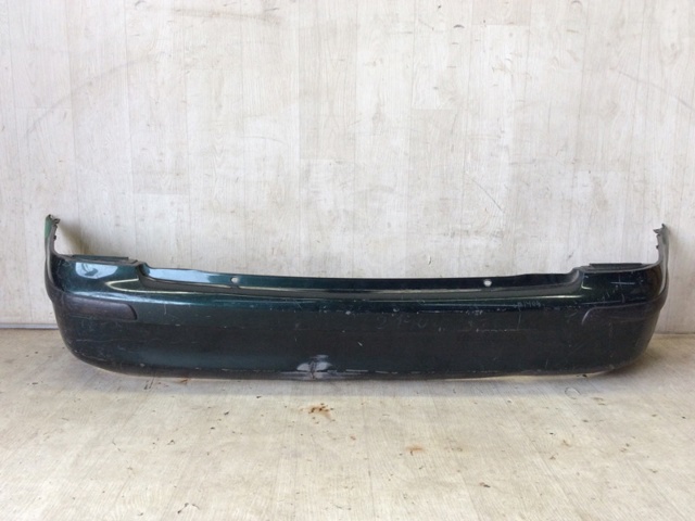 Буфер (бампер) задній B25H50221 MAZDA