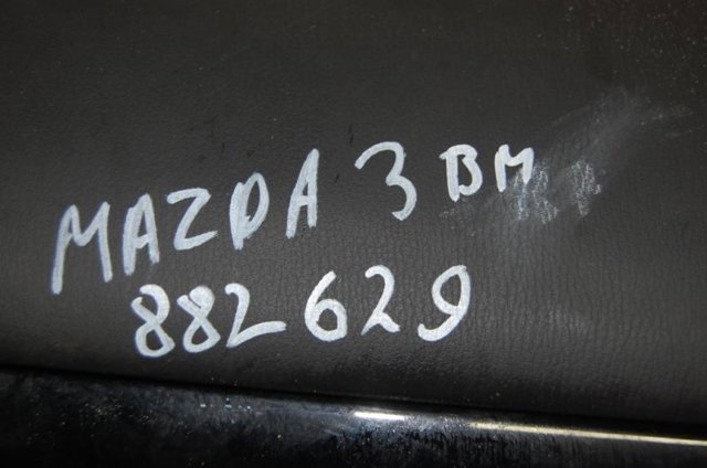 Передня панель BJS760350A02 MAZDA