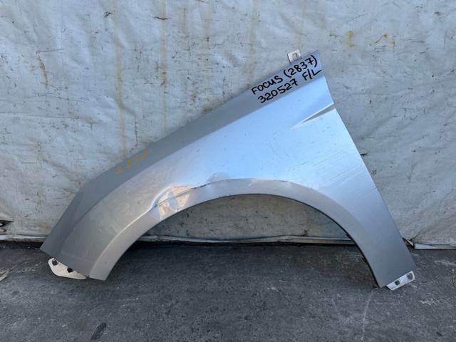 Переднє ліве крило BM5Z16006B FORD