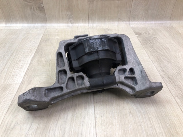 Права опора двигуна CV6Z6038B FORD