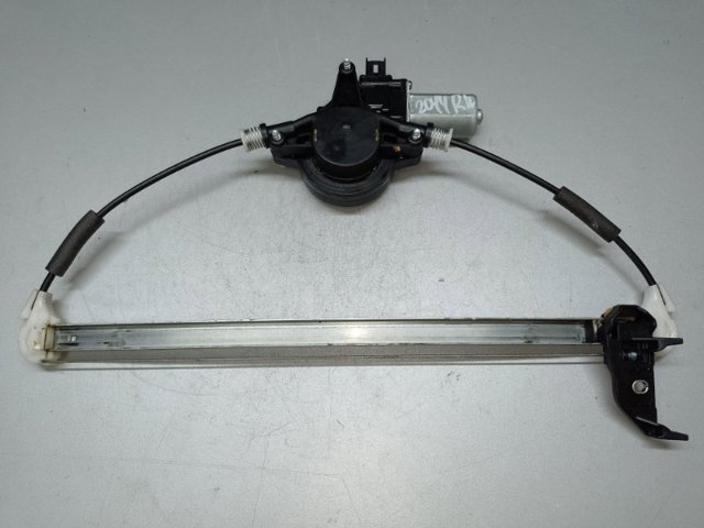 Привід ліфта передній D6515958X MAZDA