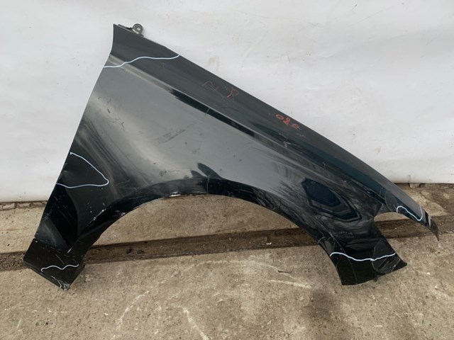Переднє праве крило DS7Z16005A FORD