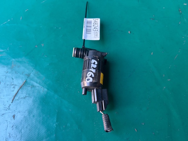 Насос електроомивача DV6117664AA FORD